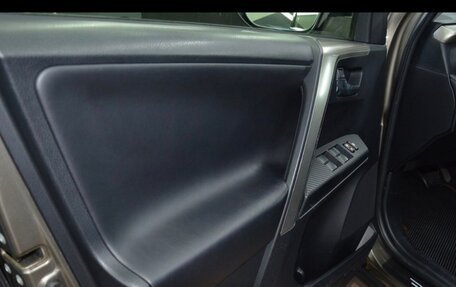 Toyota RAV4, 2013 год, 1 600 000 рублей, 12 фотография