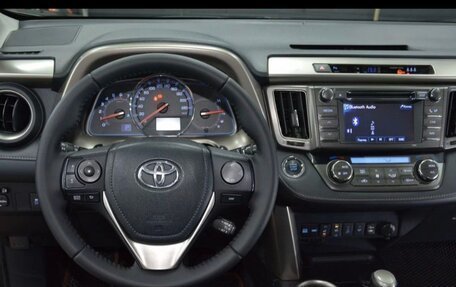 Toyota RAV4, 2013 год, 1 600 000 рублей, 10 фотография