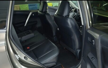 Toyota RAV4, 2013 год, 1 600 000 рублей, 15 фотография