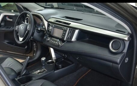 Toyota RAV4, 2013 год, 1 600 000 рублей, 13 фотография