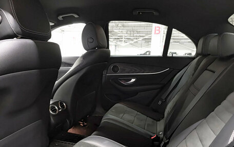 Mercedes-Benz E-Класс, 2020 год, 3 050 000 рублей, 12 фотография
