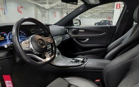 Mercedes-Benz E-Класс, 2020 год, 3 050 000 рублей, 16 фотография