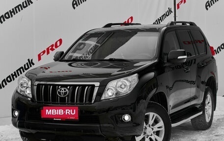 Toyota Land Cruiser Prado 150 рестайлинг 2, 2013 год, 3 000 000 рублей, 3 фотография