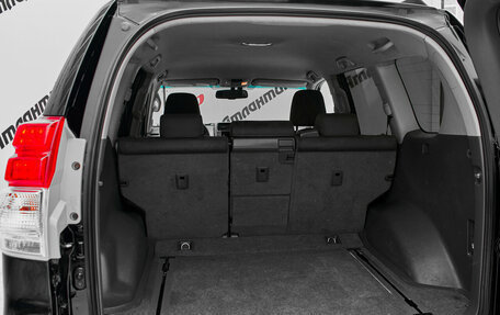 Toyota Land Cruiser Prado 150 рестайлинг 2, 2013 год, 3 000 000 рублей, 10 фотография