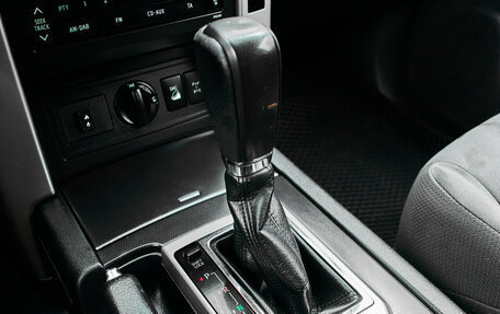 Toyota Land Cruiser Prado 150 рестайлинг 2, 2013 год, 3 000 000 рублей, 20 фотография