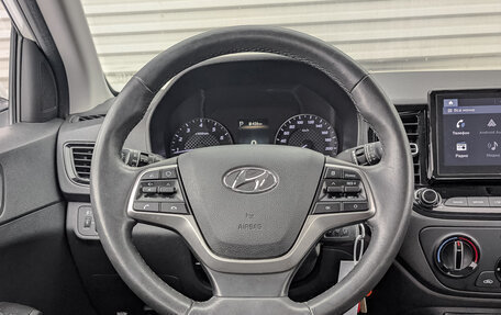 Hyundai Solaris II рестайлинг, 2021 год, 1 400 000 рублей, 21 фотография