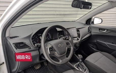 Hyundai Solaris II рестайлинг, 2021 год, 1 400 000 рублей, 16 фотография