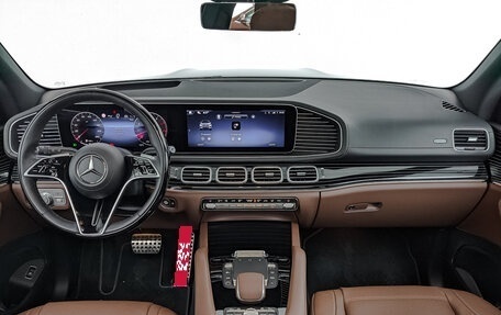 Mercedes-Benz GLS, 2024 год, 15 990 000 рублей, 14 фотография