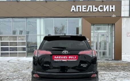 Toyota RAV4, 2017 год, 2 680 000 рублей, 16 фотография
