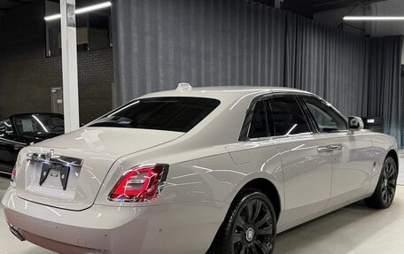 Rolls-Royce Ghost Series II рестайлинг, 2022 год, 33 990 000 рублей, 3 фотография