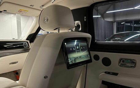 Rolls-Royce Ghost Series II рестайлинг, 2022 год, 33 990 000 рублей, 10 фотография