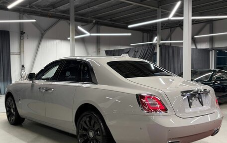 Rolls-Royce Ghost Series II рестайлинг, 2022 год, 33 990 000 рублей, 5 фотография