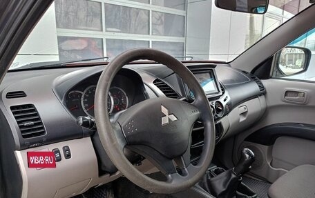 Mitsubishi L200 IV рестайлинг, 2012 год, 1 257 000 рублей, 5 фотография