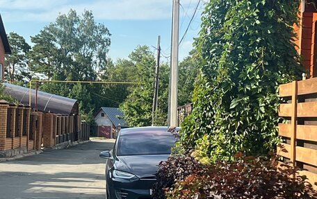 Tesla Model X I, 2016 год, 3 500 000 рублей, 1 фотография