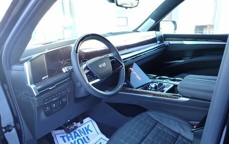 Cadillac Escalade V, 2025 год, 22 135 324 рублей, 13 фотография