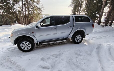 Mitsubishi L200 IV рестайлинг, 2008 год, 1 550 000 рублей, 2 фотография