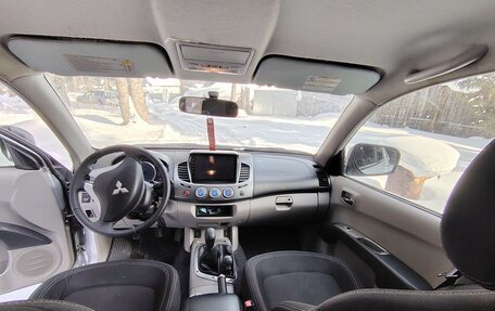 Mitsubishi L200 IV рестайлинг, 2008 год, 1 550 000 рублей, 6 фотография