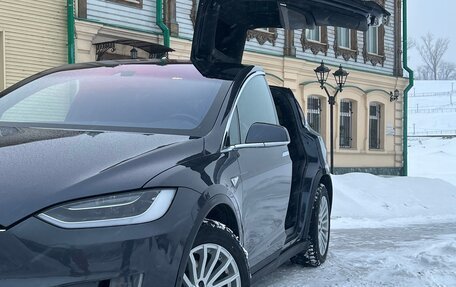 Tesla Model X I, 2016 год, 3 500 000 рублей, 4 фотография