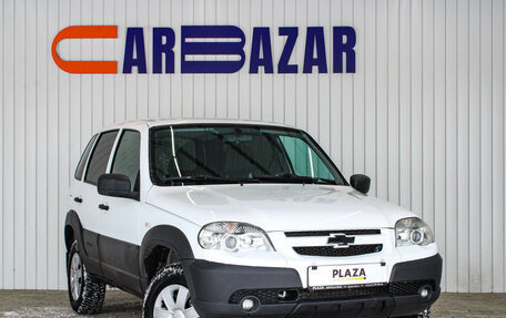 Chevrolet Niva I рестайлинг, 2020 год, 829 000 рублей, 2 фотография