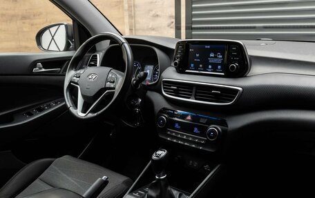 Hyundai Tucson III, 2018 год, 2 099 000 рублей, 12 фотография