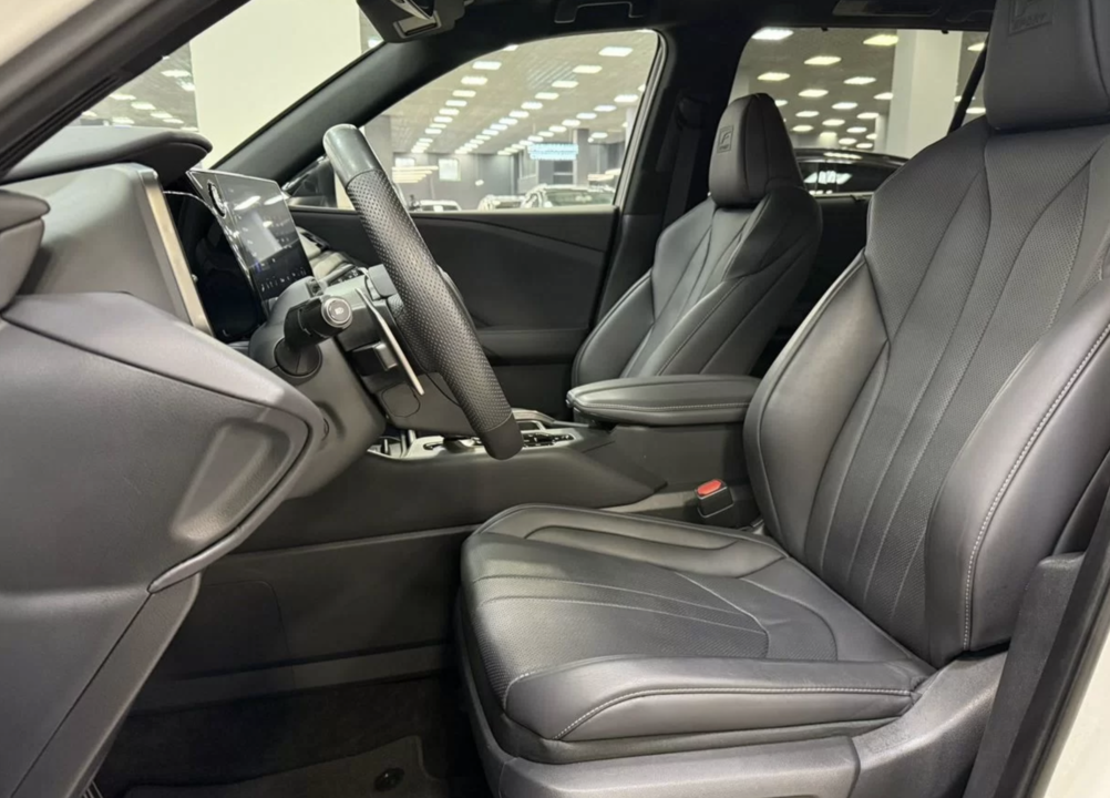 Lexus TX, 2026 год, 13 000 000 рублей, 10 фотография