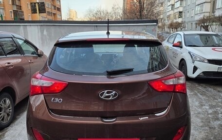 Hyundai i30 II рестайлинг, 2013 год, 950 000 рублей, 10 фотография