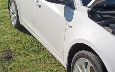 Chevrolet Cruze II, 2011 год, 820 000 рублей, 1 фотография