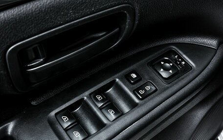 Mitsubishi Outlander III рестайлинг 3, 2019 год, 2 332 400 рублей, 8 фотография