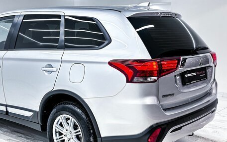 Mitsubishi Outlander III рестайлинг 3, 2019 год, 2 332 400 рублей, 24 фотография