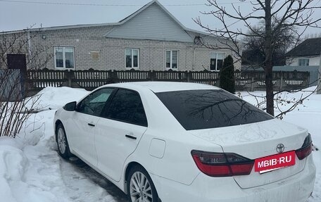 Toyota Camry, 2015 год, 1 875 000 рублей, 4 фотография