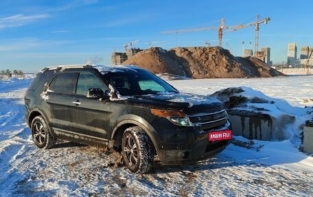 Ford Explorer VI, 2012 год, 1 550 000 рублей, 2 фотография