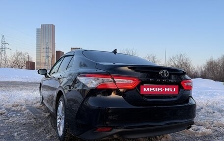 Toyota Camry, 2018 год, 2 320 000 рублей, 5 фотография