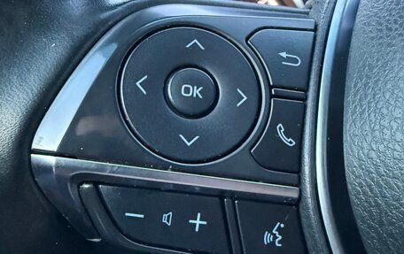 Toyota Camry, 2018 год, 2 320 000 рублей, 12 фотография