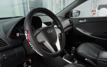 Hyundai Solaris II рестайлинг, 2012 год, 714 000 рублей, 11 фотография