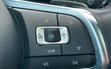 Volkswagen Tiguan II, 2021 год, 3 229 000 рублей, 14 фотография