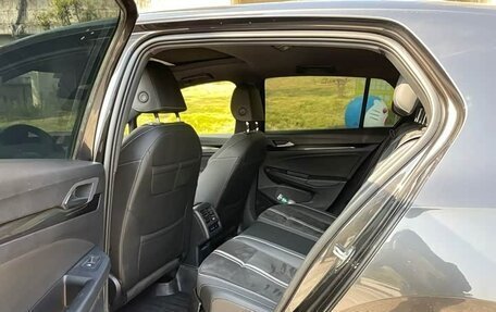 Volkswagen Golf VIII, 2022 год, 1 890 002 рублей, 9 фотография