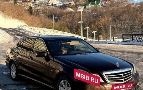 Mercedes-Benz E-Класс, 2011 год, 1 240 000 рублей, 3 фотография