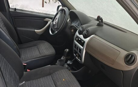 Renault Logan I, 2010 год, 230 000 рублей, 4 фотография