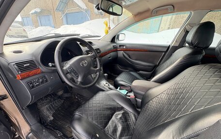 Toyota Avensis III рестайлинг, 2003 год, 475 000 рублей, 7 фотография