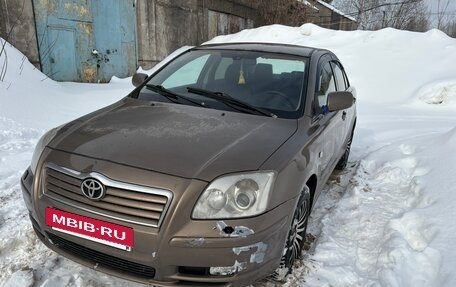 Toyota Avensis III рестайлинг, 2003 год, 475 000 рублей, 2 фотография