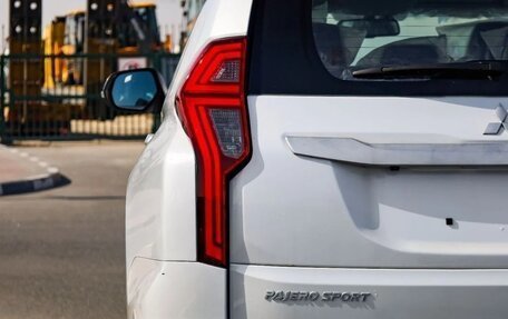 Mitsubishi Pajero Sport III рестайлинг, 2024 год, 3 732 000 рублей, 8 фотография