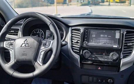 Mitsubishi Pajero Sport III рестайлинг, 2024 год, 3 732 000 рублей, 14 фотография