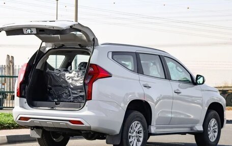 Mitsubishi Pajero Sport III рестайлинг, 2024 год, 3 732 000 рублей, 11 фотография