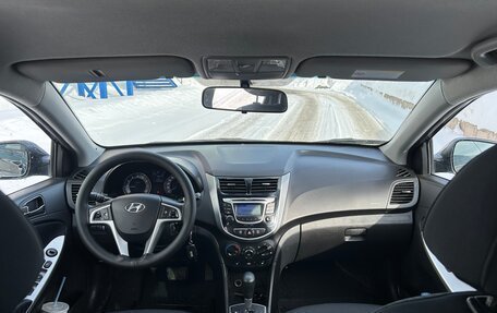 Hyundai Solaris II рестайлинг, 2013 год, 855 000 рублей, 21 фотография