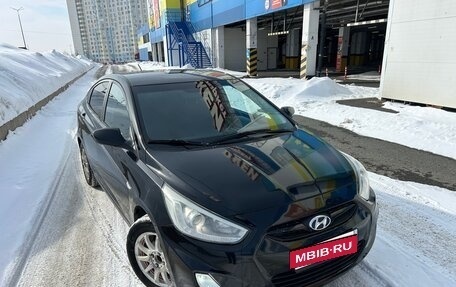 Hyundai Solaris II рестайлинг, 2013 год, 855 000 рублей, 31 фотография