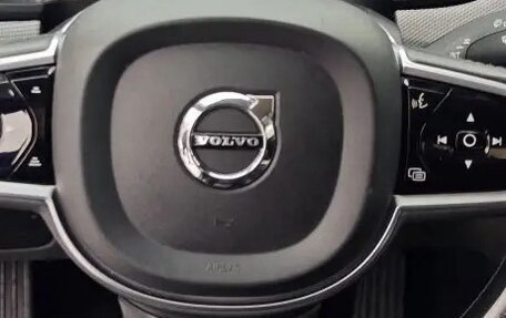 Volvo S90 II рестайлинг, 2017 год, 2 500 000 рублей, 11 фотография