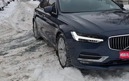 Volvo S90 II рестайлинг, 2017 год, 2 500 000 рублей, 2 фотография