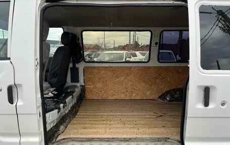 Mazda Bongo IV, 2002 год, 299 900 рублей, 11 фотография