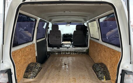 Mazda Bongo IV, 2002 год, 299 900 рублей, 13 фотография