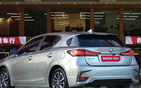 Lexus CT I рестайлинг, 2021 год, 2 300 000 рублей, 8 фотография